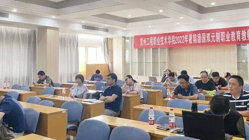 小自考与大自考：报考条件的差异解析